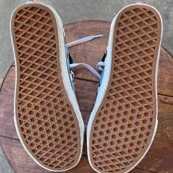 Vans high top sneakers size 7.5 women’s - Picture 3 of 6